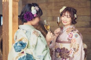 振袖を成人式以外に着用しているシーン